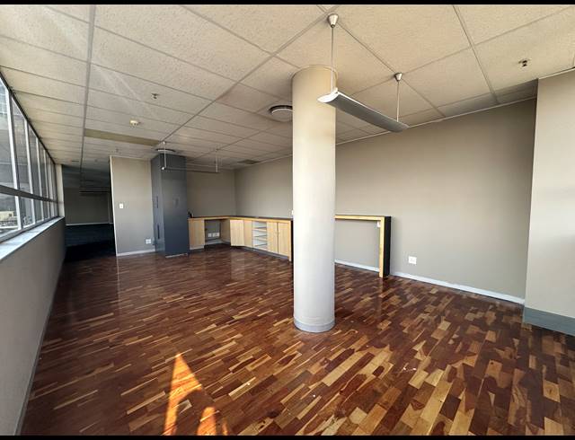 8,514M² OFFICE TO LET IN SANDTON CENTRAL